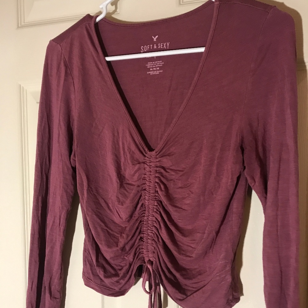 AE Long Sleeve Crop Top